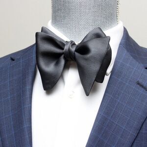 Men's Self-tied Bow Tie Dark Grey Silk Bowtie Big Butterfly S621